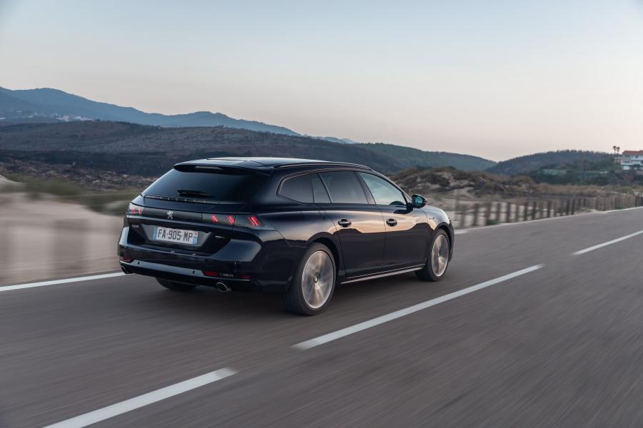  Peugeot 508 SW GT 2018 года  (WW) (фото 36 из 42)